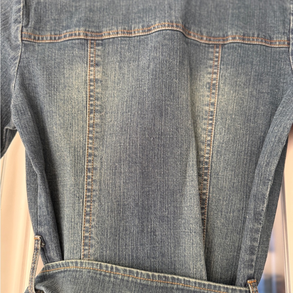Denim Midi belted Dress - Picture 14 of 16